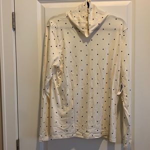 Size XL off white and black polka dotting sleeve mock turtle neck
